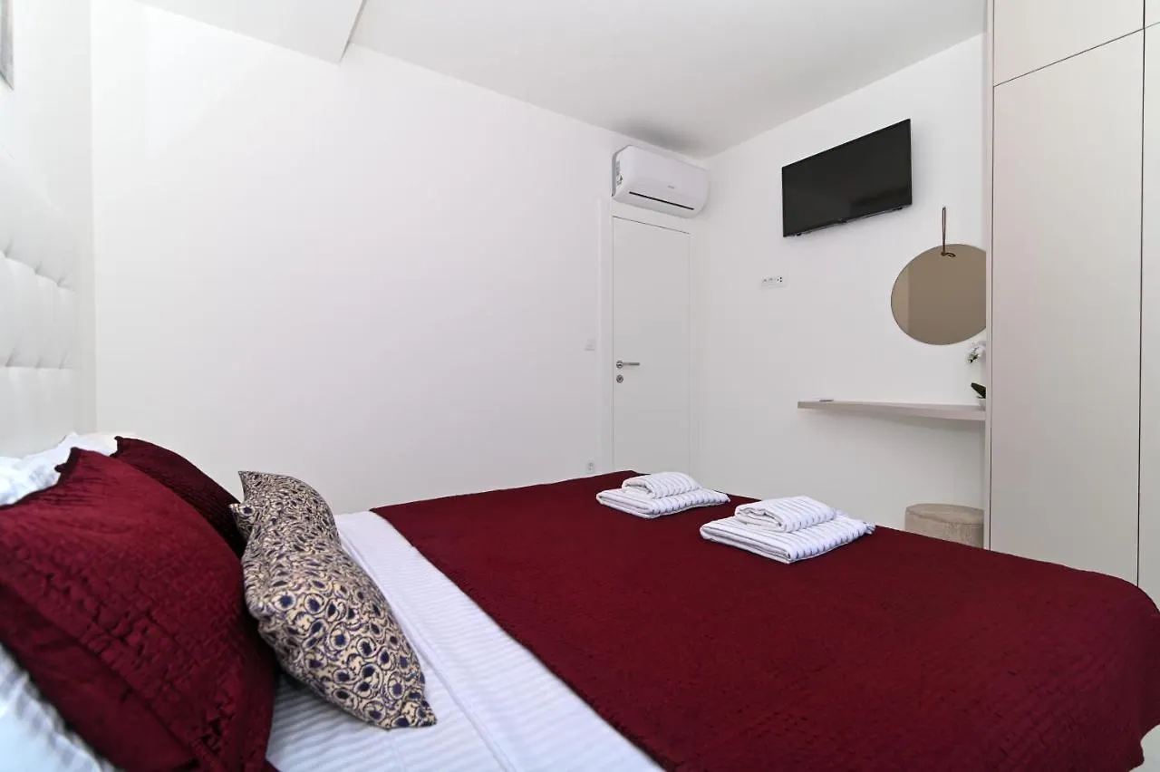 Karo Apartment Trogir Croatia