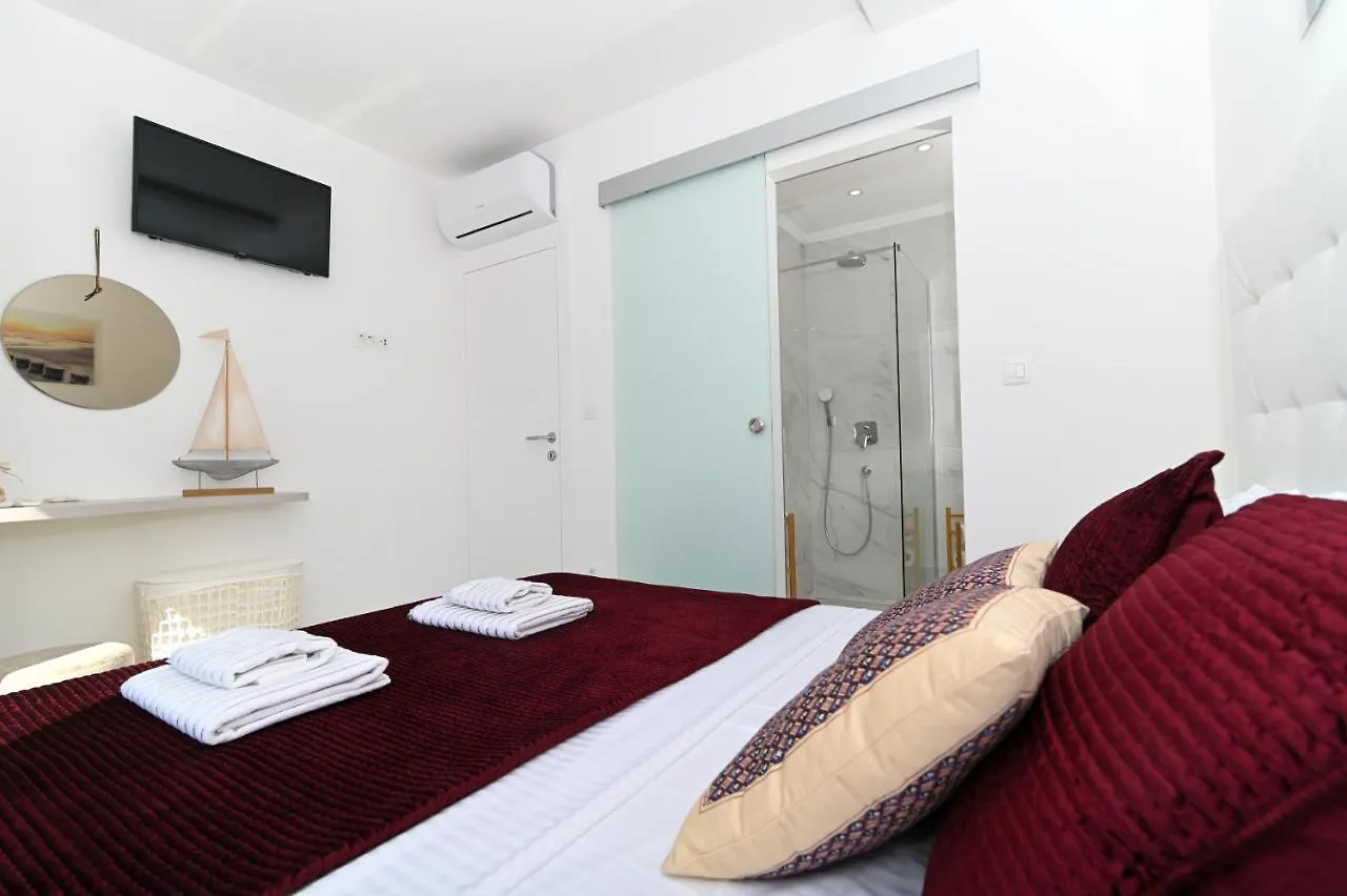 Karo Apartment Trogir 0*,  Croatia
